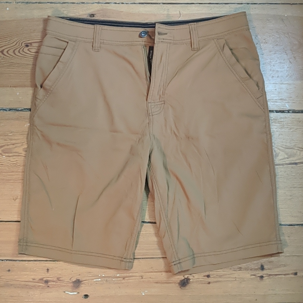 PrAna men's Shorta. Breathe material.